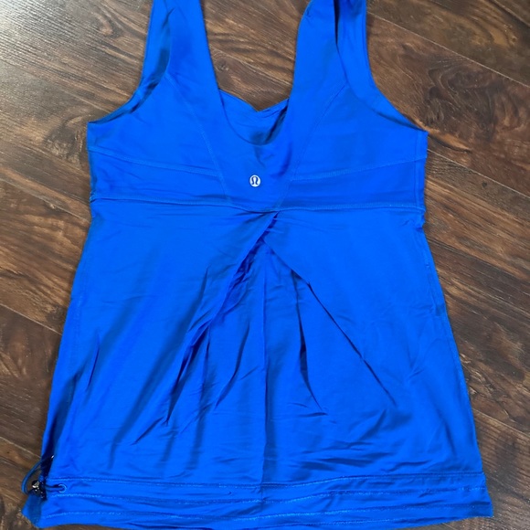 🤠BOGO 50%🤠 Lululemon Tame Me tank - Picture 3 of 6